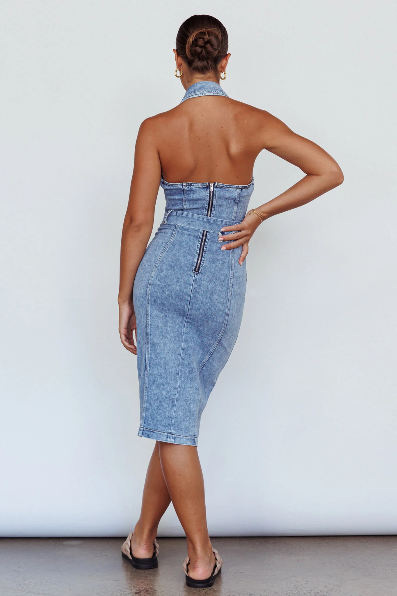 Good To Go Halterneck Midi Dress Denim - Sonourner