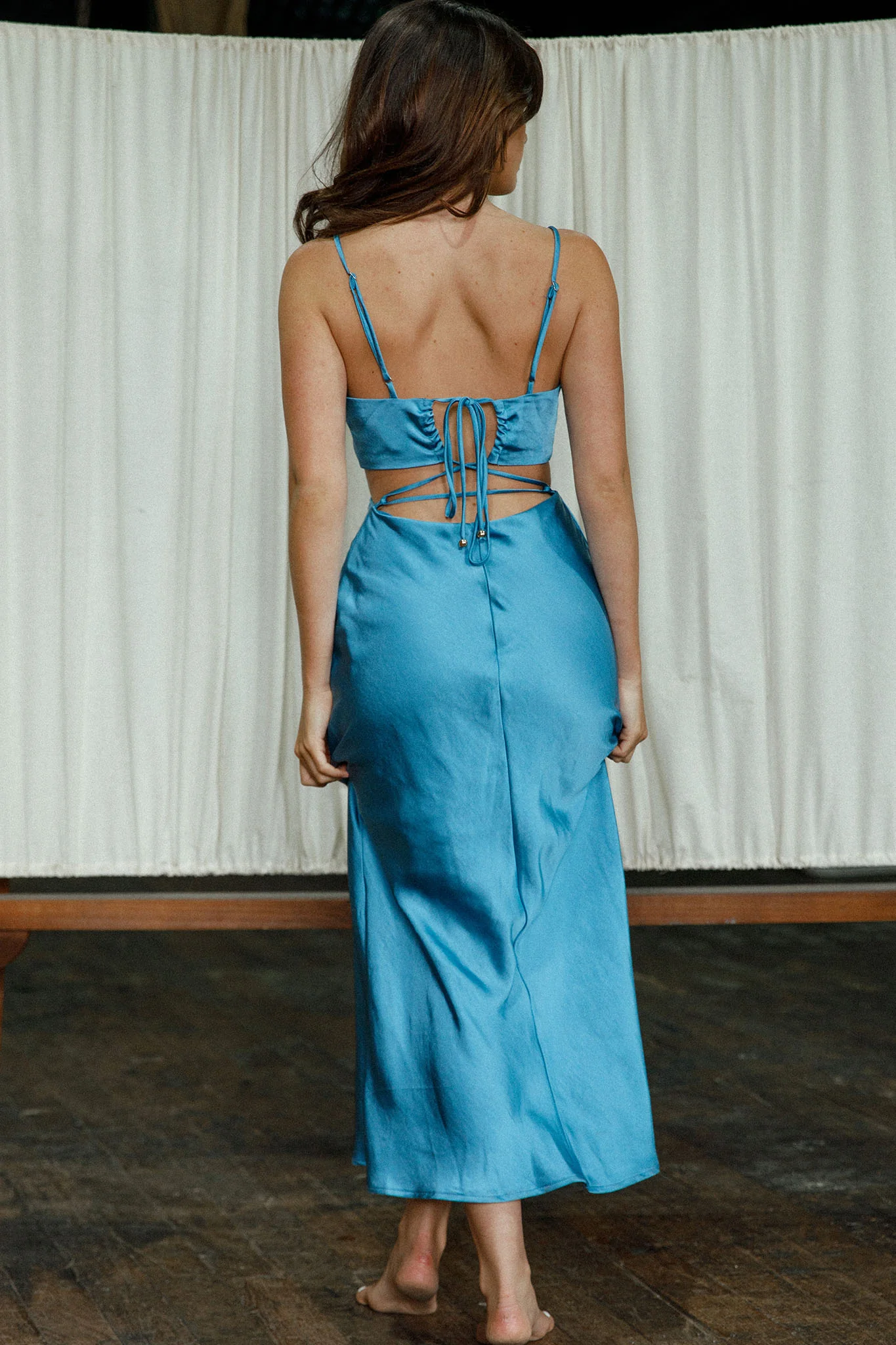 City Lights Cut-Out Waist Strappy Back Midi Dress Midnight Blue - Sonourner