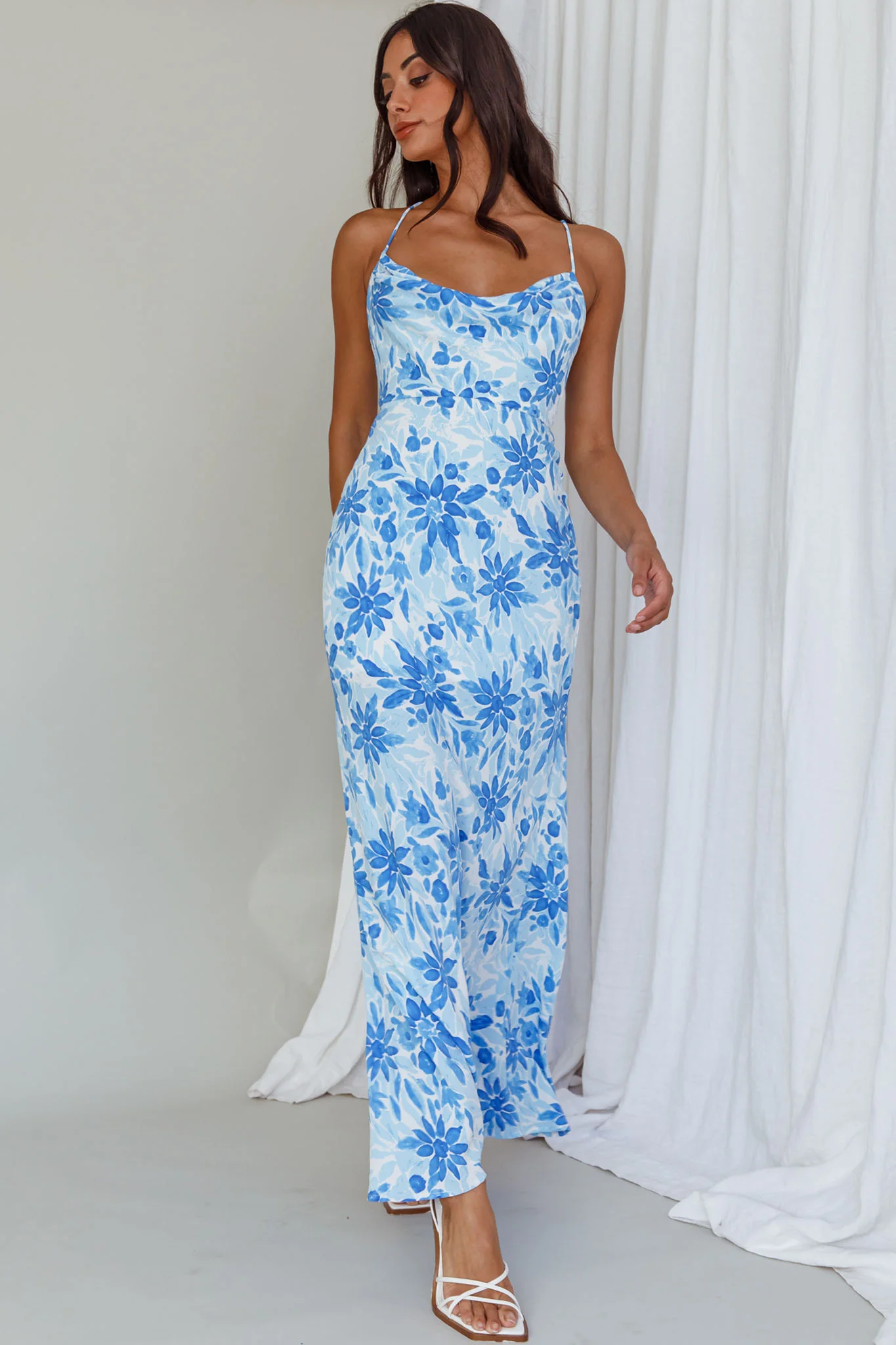 Janaina Tie-Up Back Maxi Dress Floral Blue - Sonourner