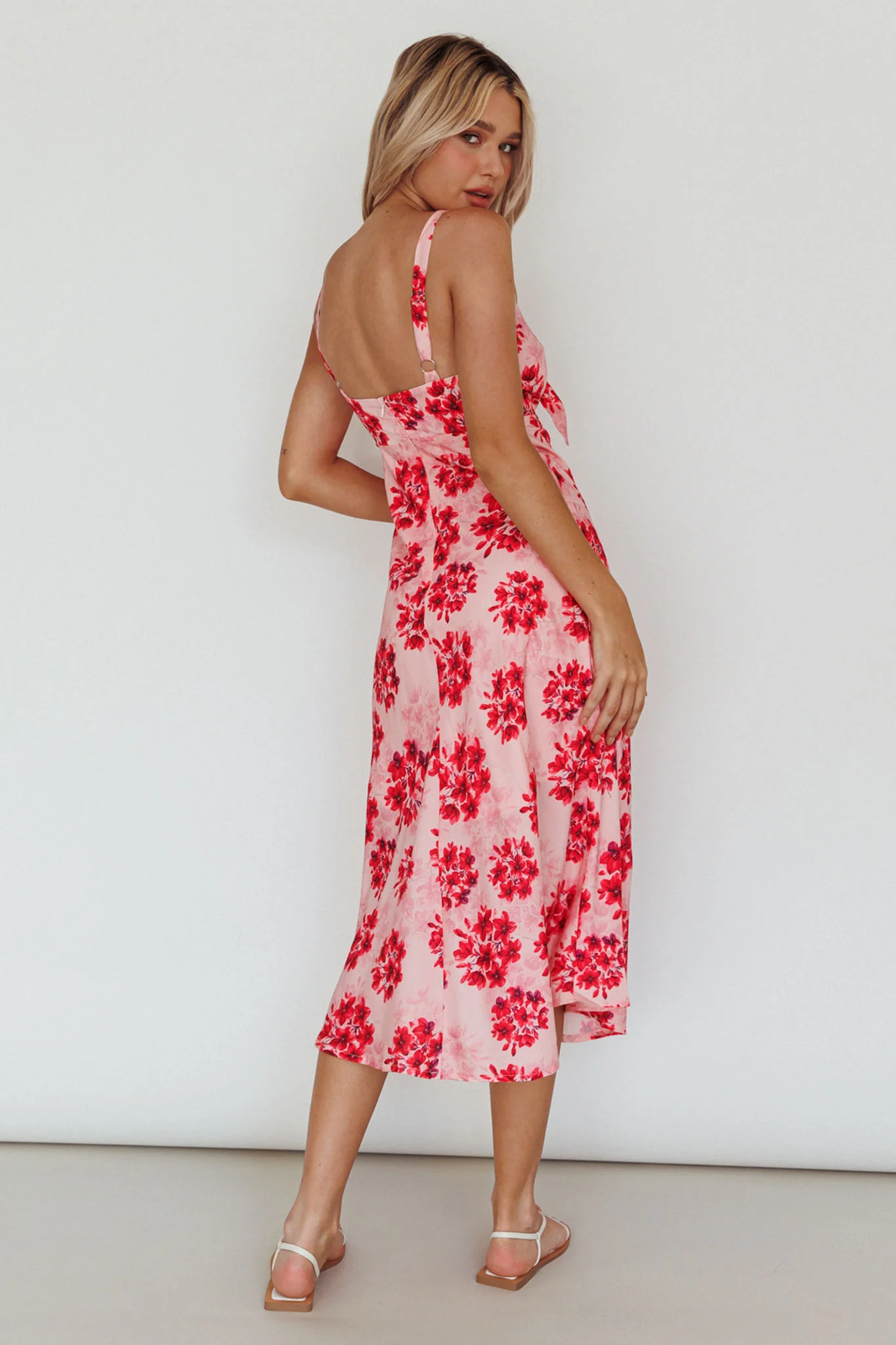 Starry Night Bust-Tie Midi Dress Floral Pink - Sonourner