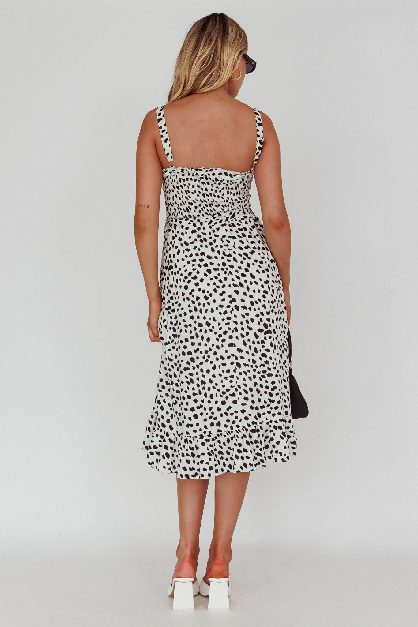 Honey Shirred Frill Midi Dress White/Black - Sonourner