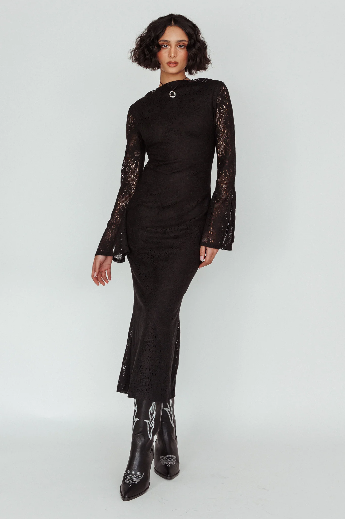 Kalia Long Sleeve Lace Midi Dress Black - Sonourner