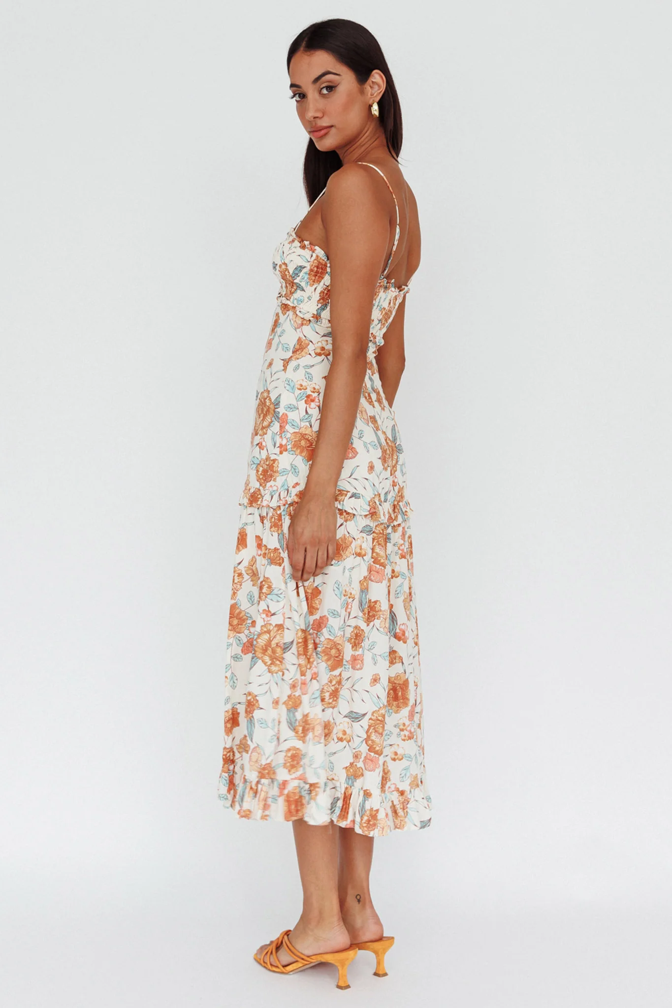 Everglow Shirred Bust Midi Dress Floral Beige - Sonourner