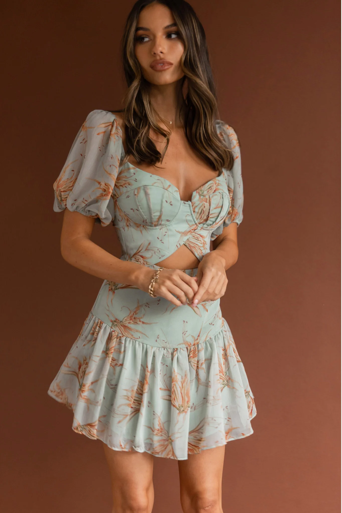 Devoted Structured Bust Puff Sleeve Dress Lily Print Pistachio - Sonourner