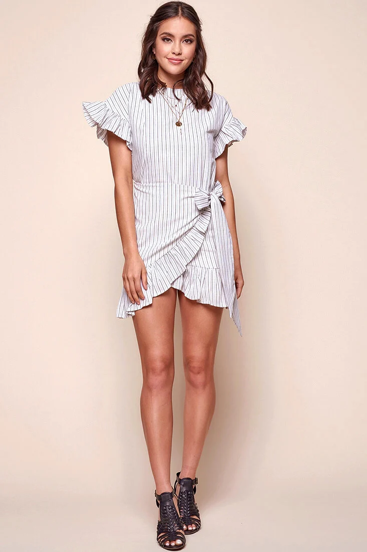 Lulu Frilly Summer Dress White - Sonourner