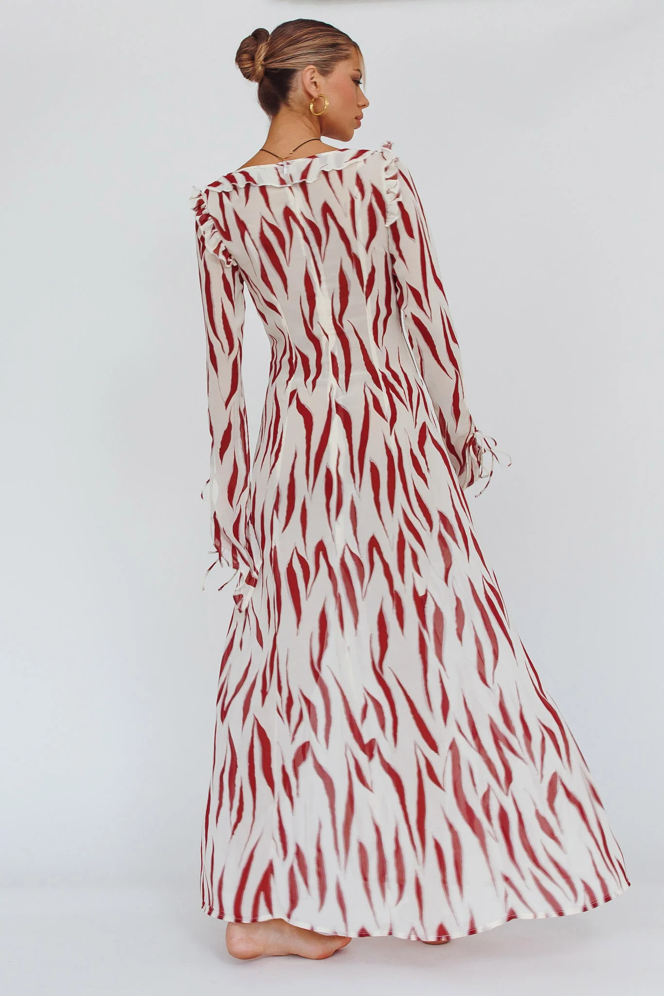 Oasis Moon Frill Trim Maxi Dress Printed Ruby - Sonourner