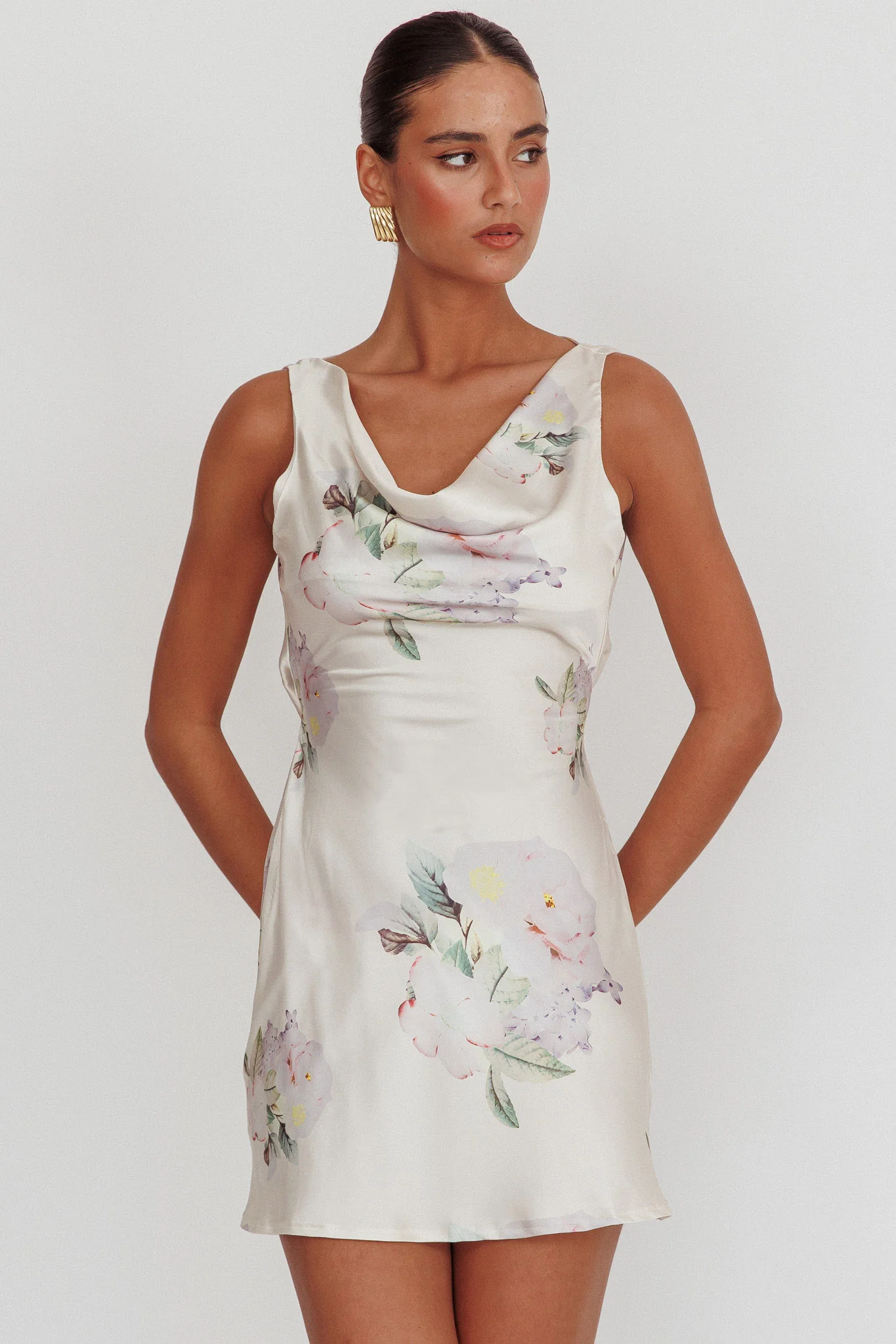 Isabella Satin Backless Mini Dress Butter - Sonourner