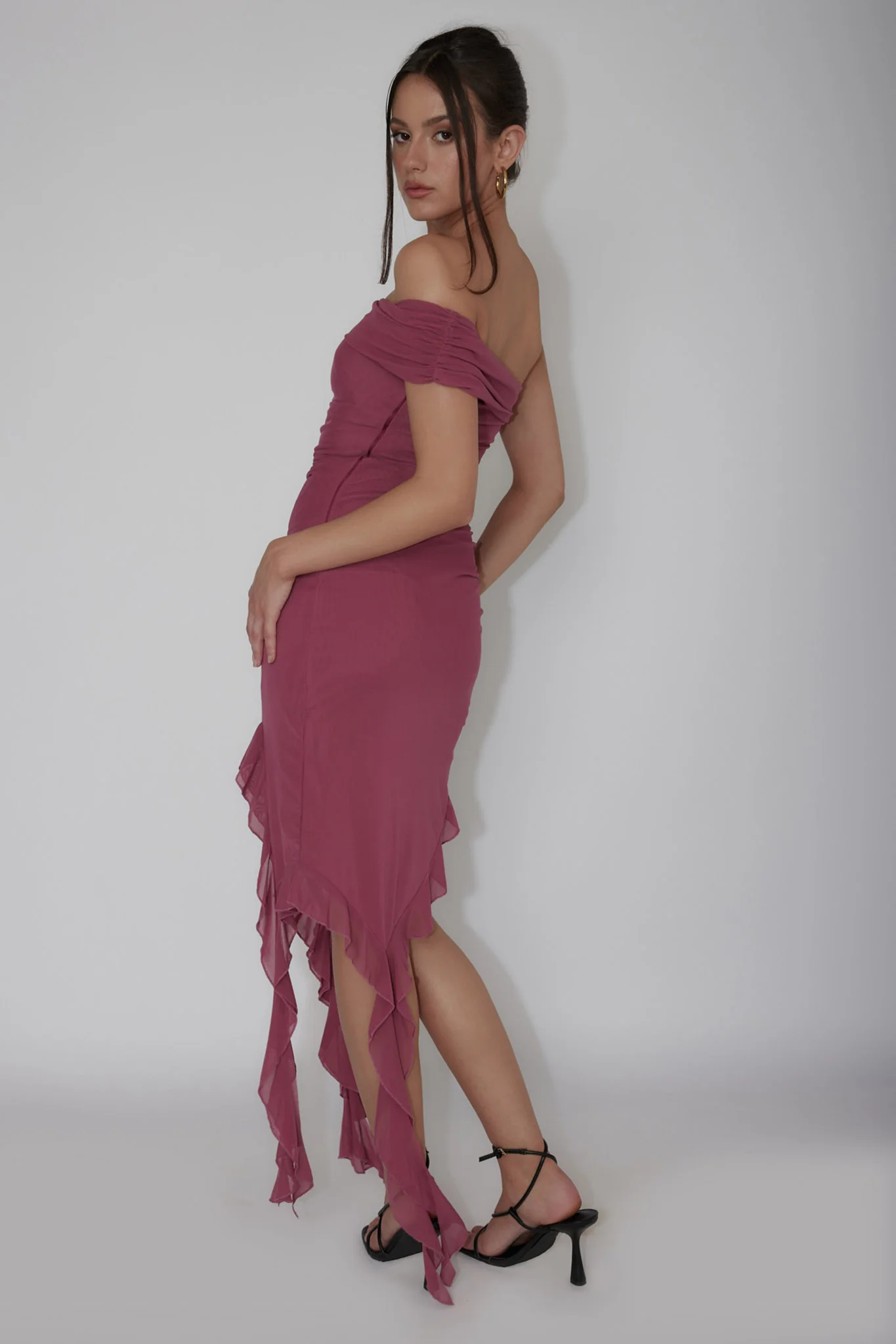 After Party One Sleeve Ruffle Mini Dress Dark Mauve - Sonourner