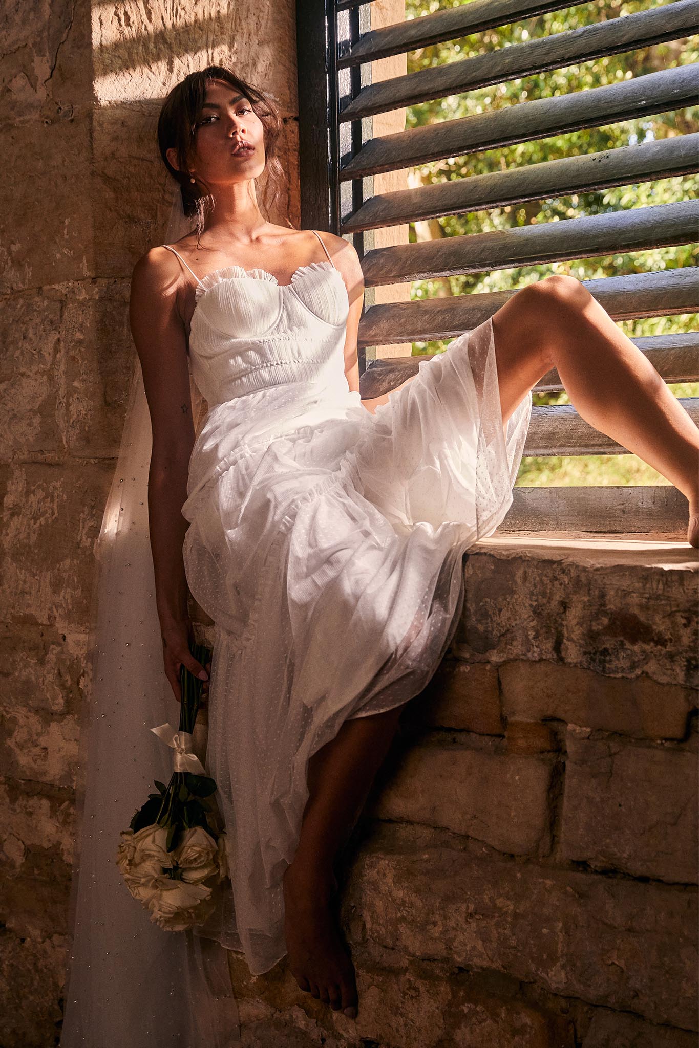 Calla Sweetheart Neckline Hail Spot Midi Dress White - Sonourner