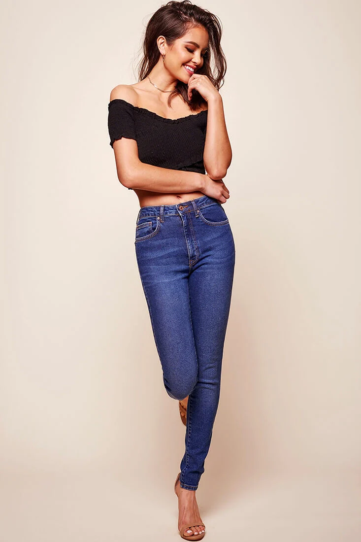 Tamieka Crossover Crop Top Black - Sonourner