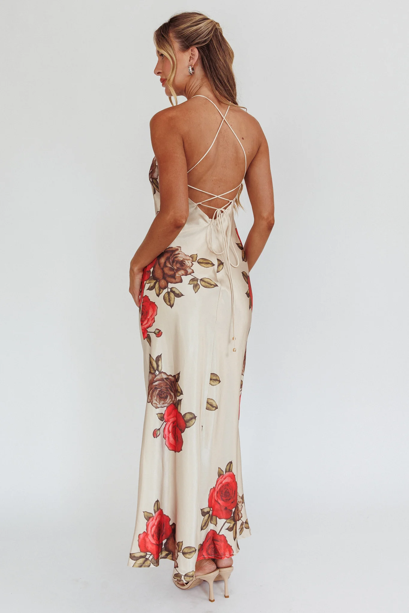 Aspen Spring Lace-Up Back Maxi Dress Floral Beige - Sonourner