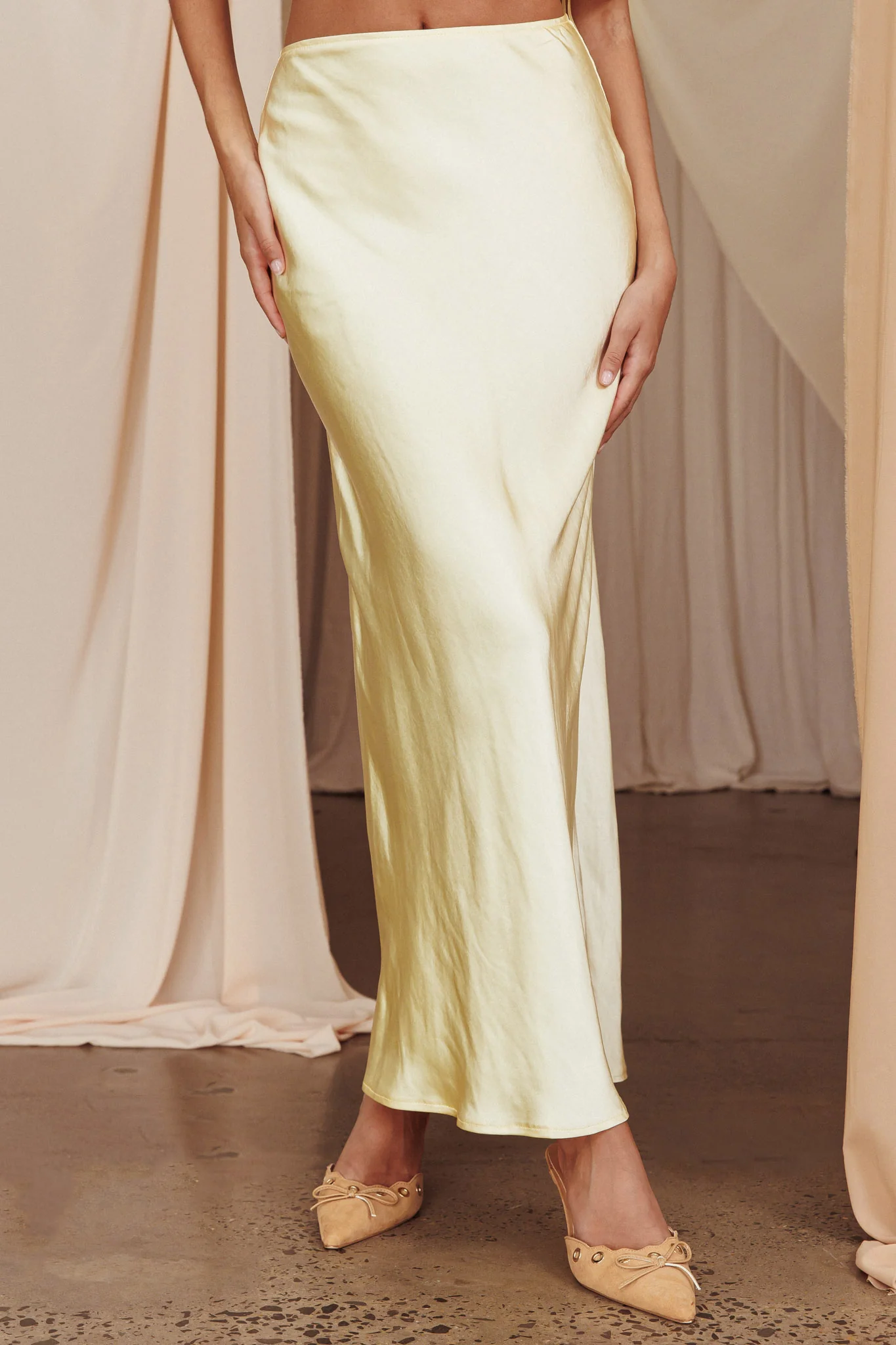 Alivya Satin Maxi Skirt Butter - Sonourner