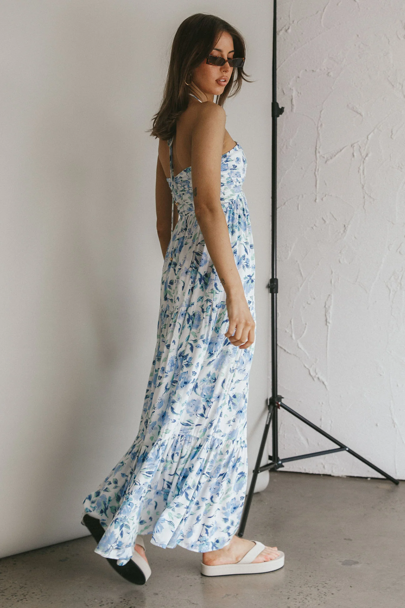 Asiah Halterneck Maxi Dress Floral Blue - Sonourner