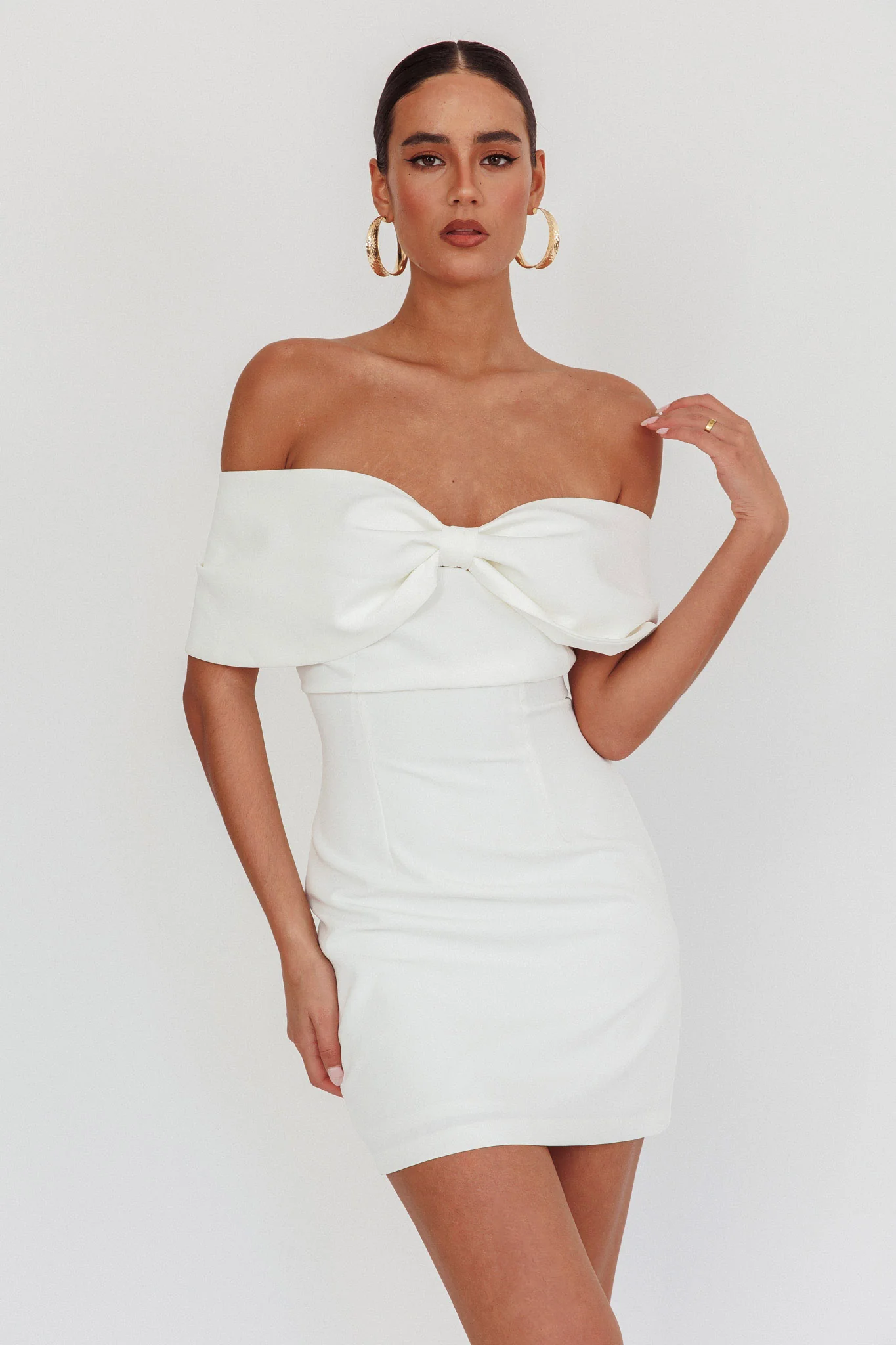 Sweet Caroline Off-Shoulder Bow Mini Dress White - Sonourner