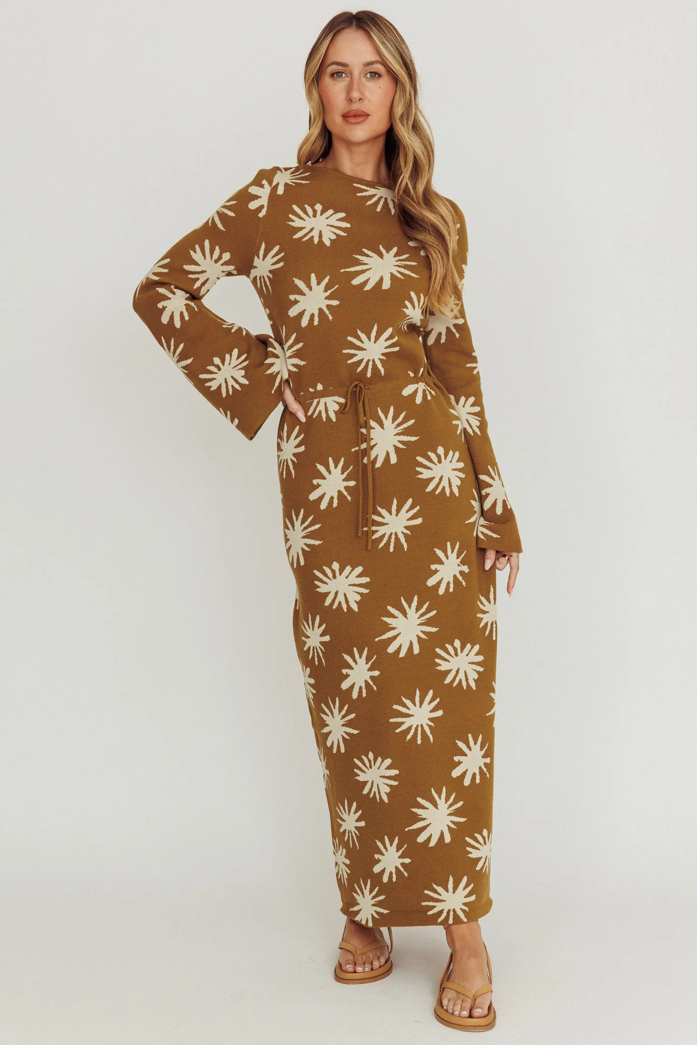 Orleans Star Print Knit Maxi Dress Olive - Sonourner