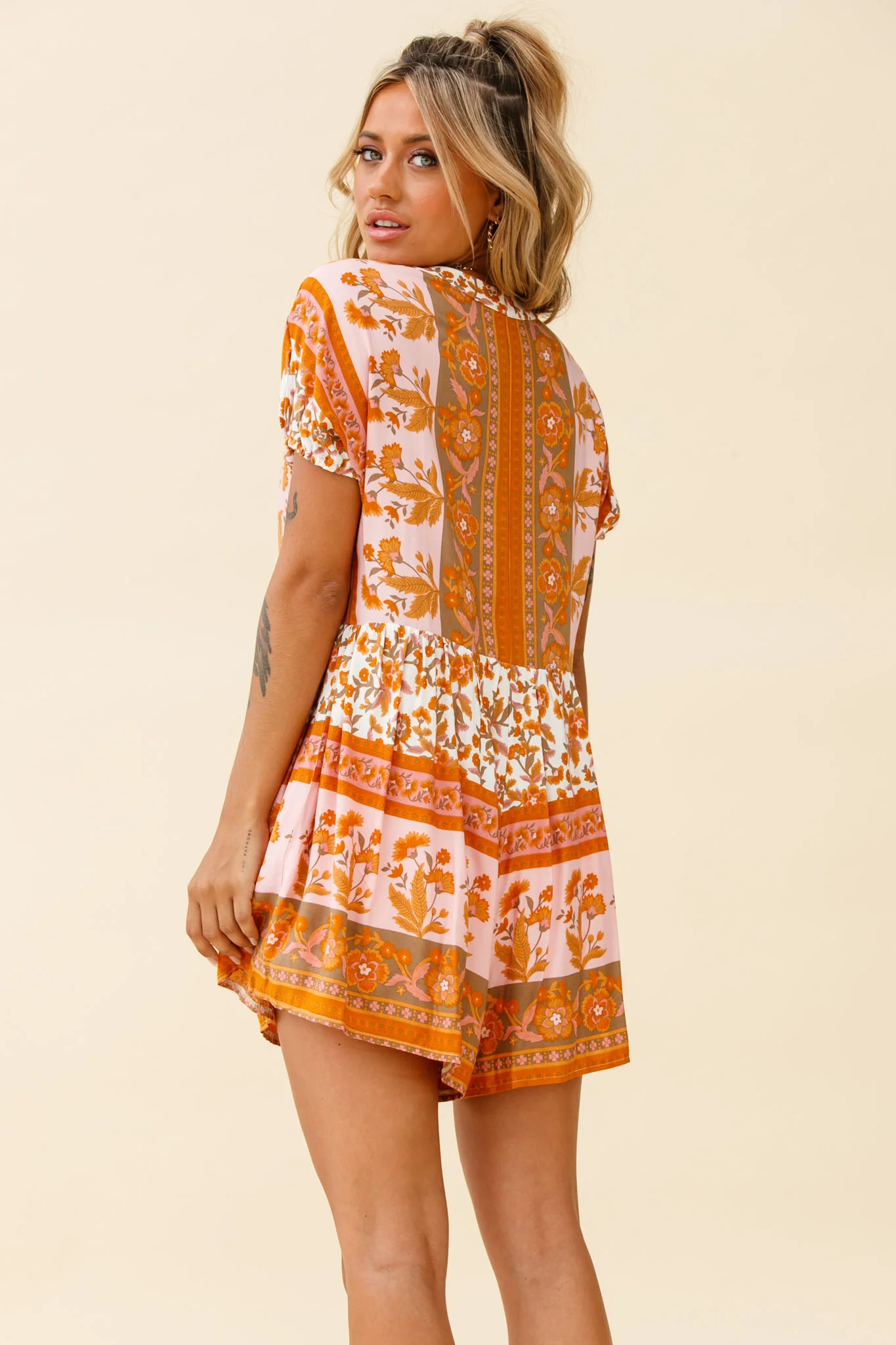 Time Flies Puff Sleeve T-Shirt Romper Vintage Floral Print White/Pink - Sonourner