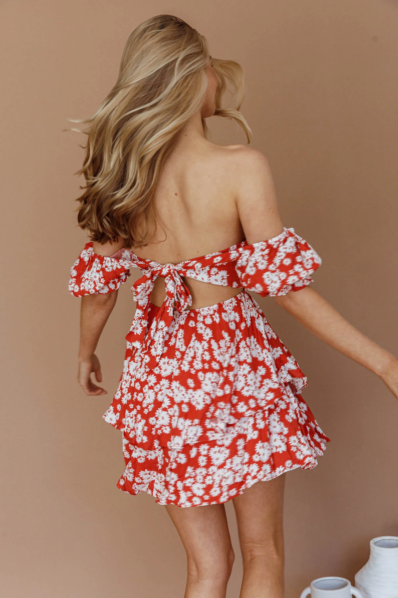 Buongiorno Bella Shirred Lace Up Mini Dress Floral Red - Sonourner