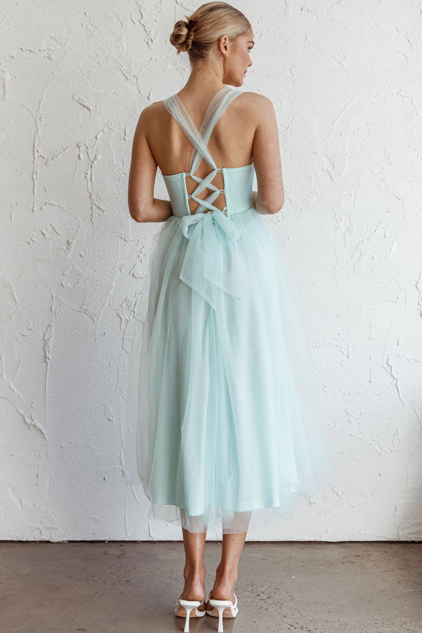Surreal Lace-Up Back Tulle Midi Dress Mint - Sonourner