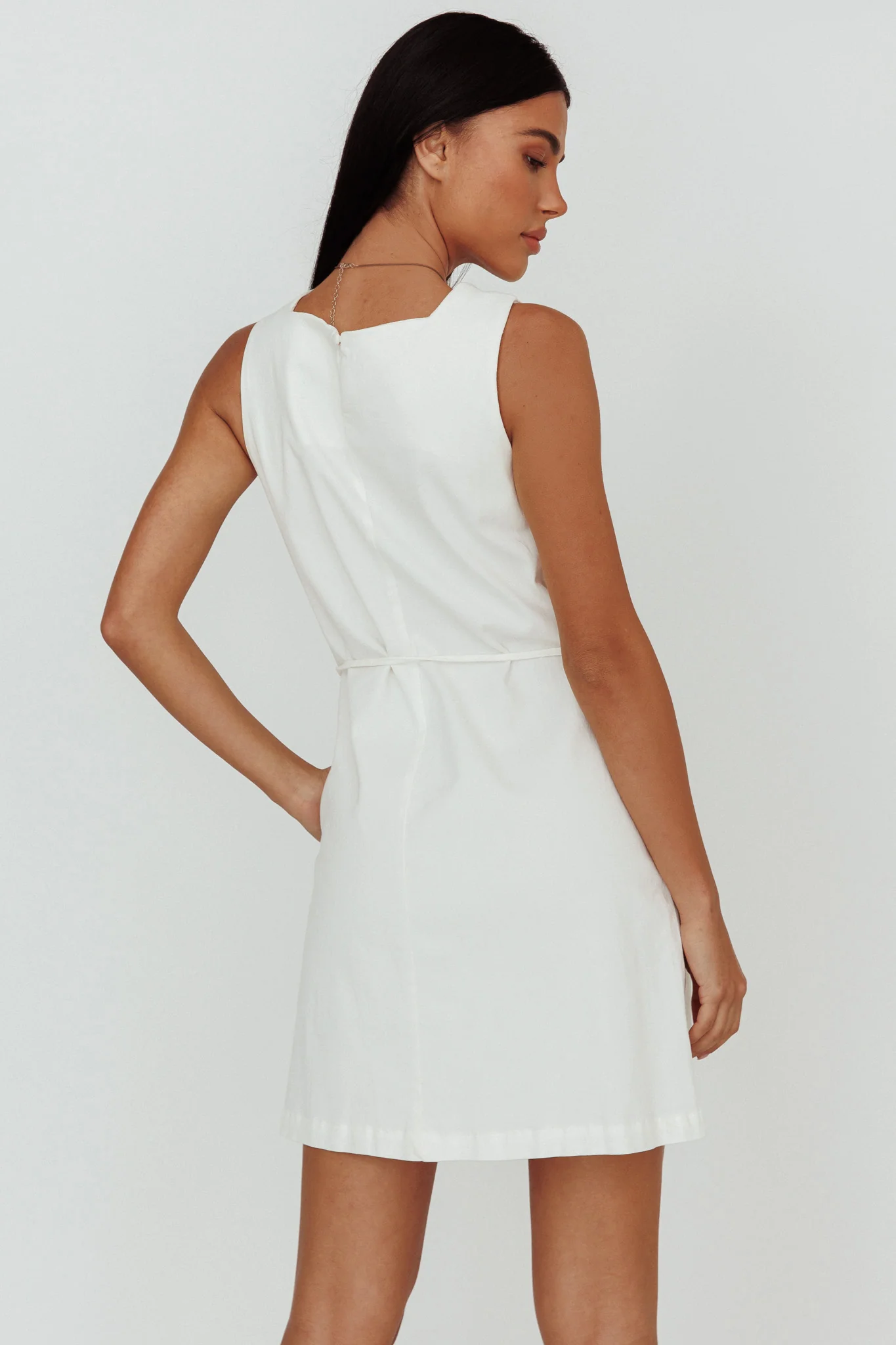 Tirzah Side Pocket Shift Dress White - Sonourner