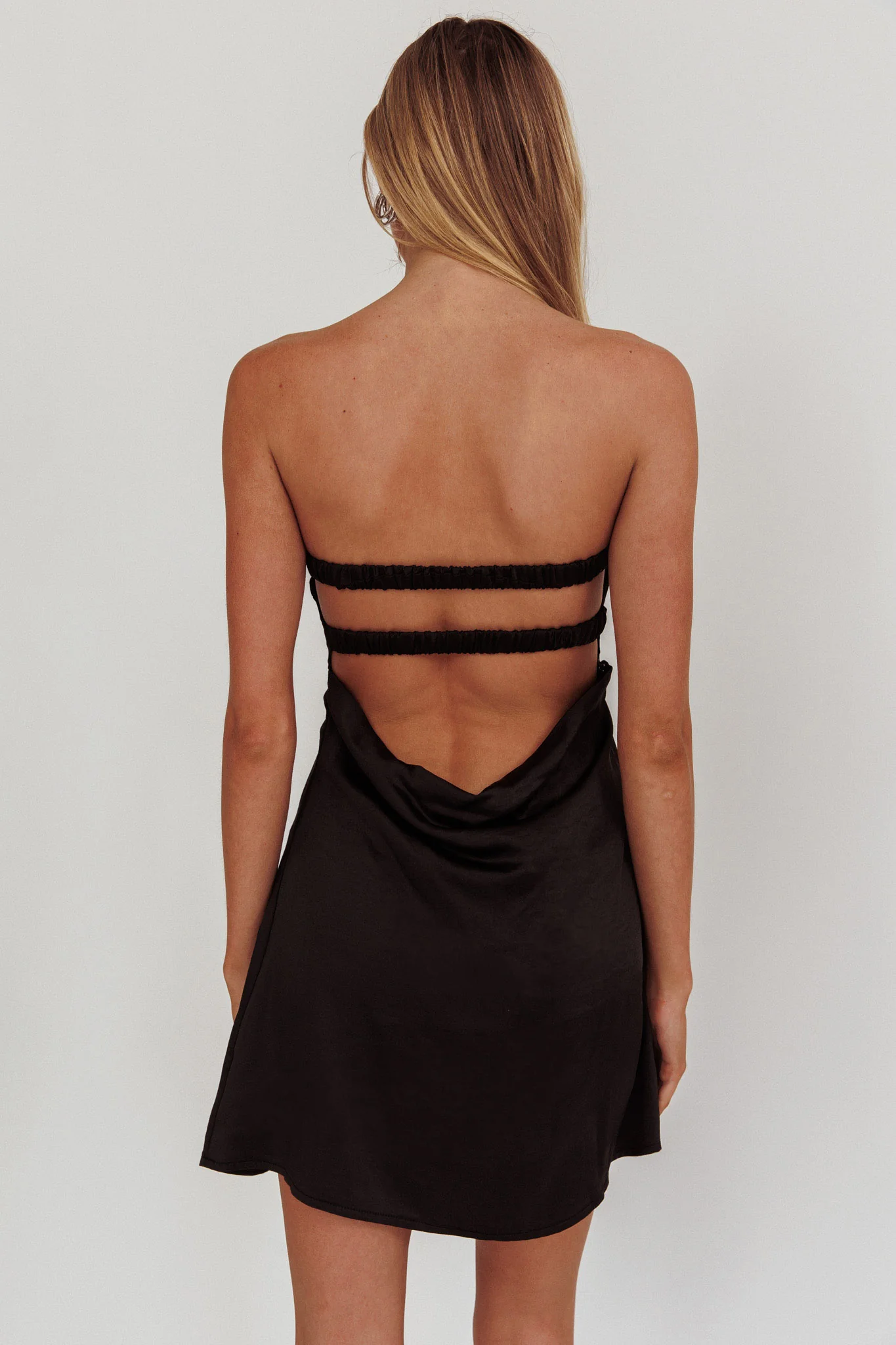 Sandi Bow Bust Mini Dress Black - Sonourner