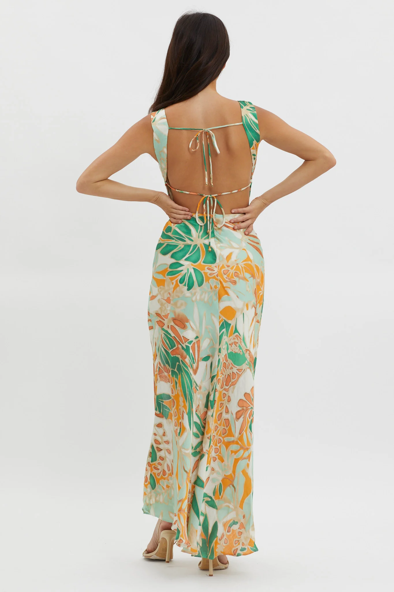 Casuarina Gathered Bust Midi Dress Green - Sonourner