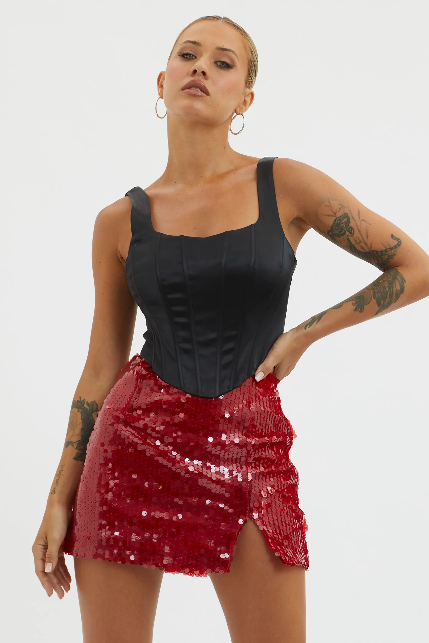 Intentions Sequin Mini Skirt Red - Sonourner
