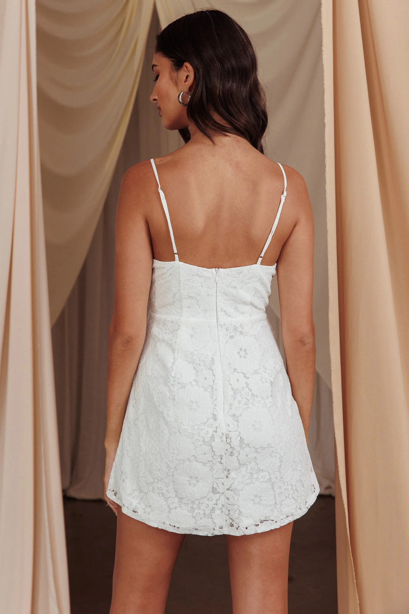 In My Dreams Lace Overlay Tie Bust Dress Floral White - Sonourner