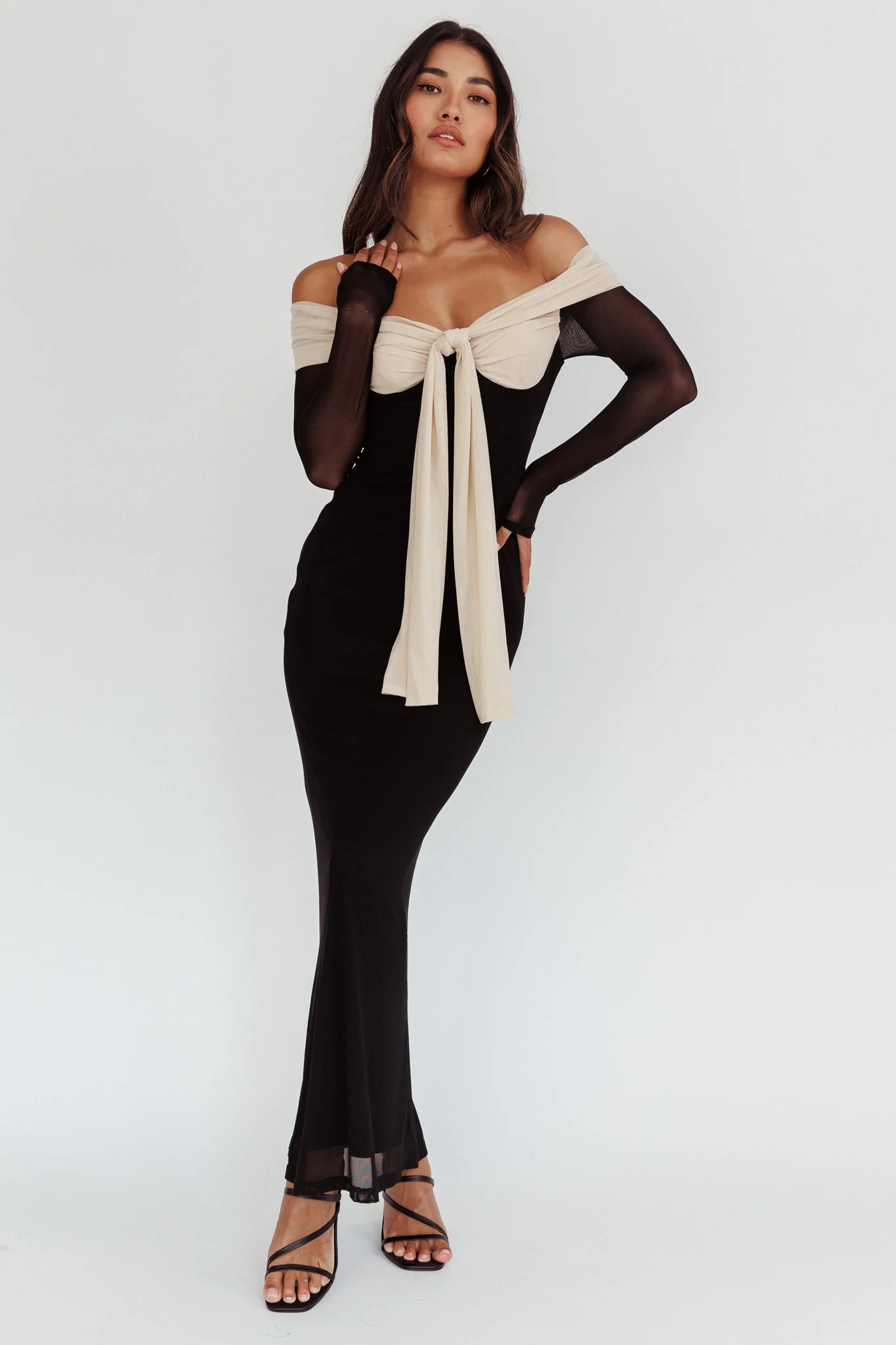 Perfect Worlds Off Shoulder Maxi Dress Black - Sonourner
