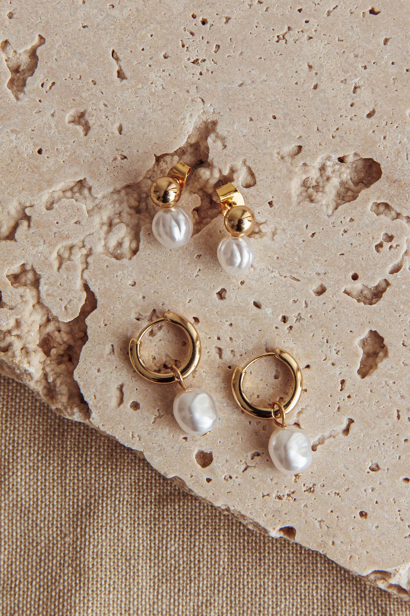 Isadore Hoop And Stud Earrings Set Gold Pearl - Sonourner