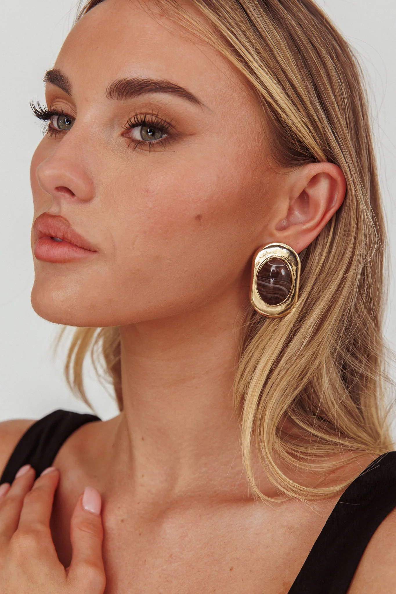 Tammy Squoval Cabochon Earrings Gold/Chocolate - Sonourner