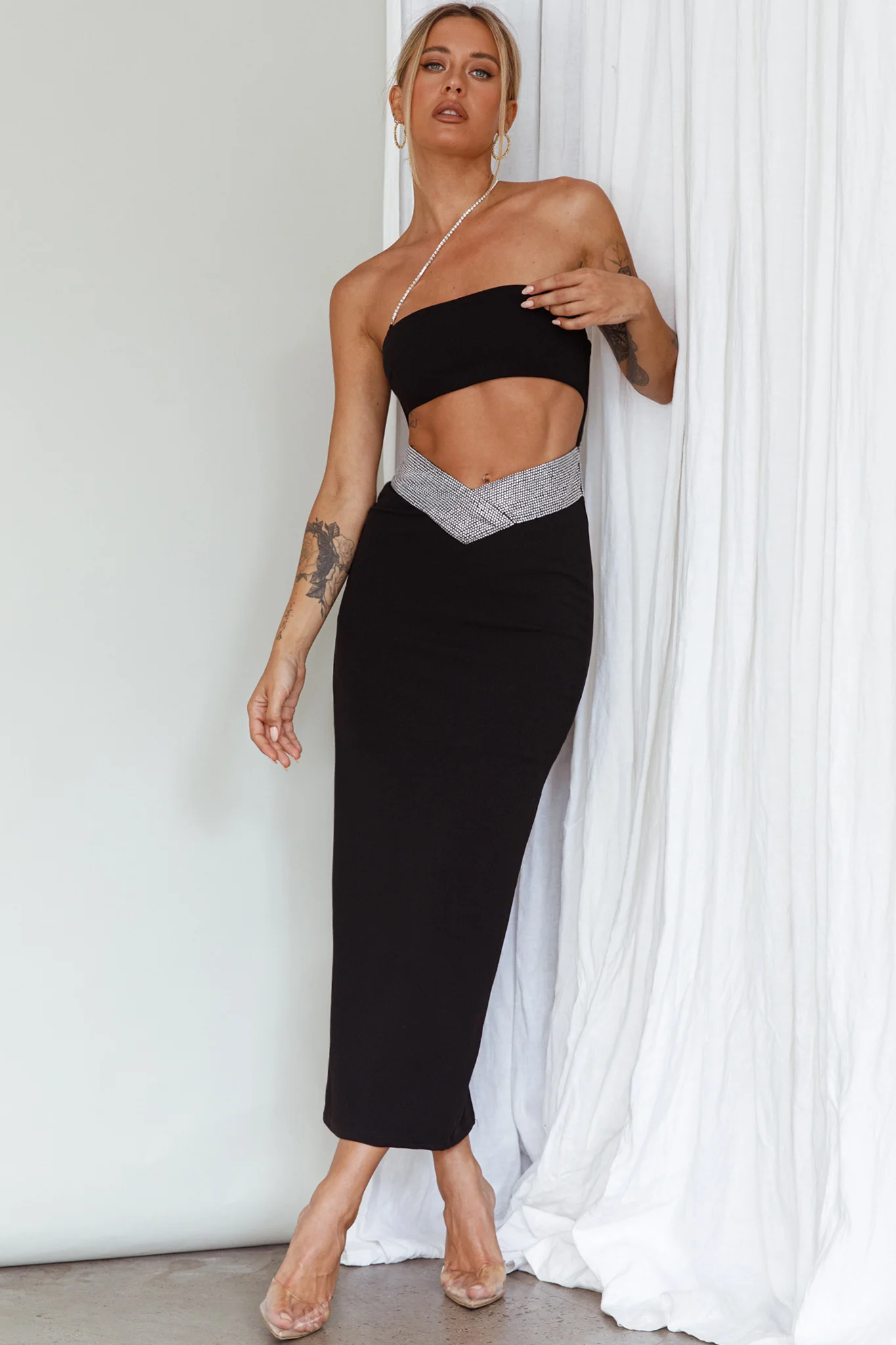 Megyn Diamante Midi Dress Black - Sonourner