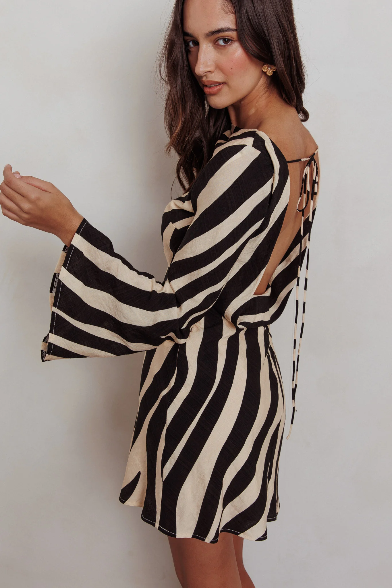 Thriller Long Sleeve Backless Mini Dress Zebra - Sonourner
