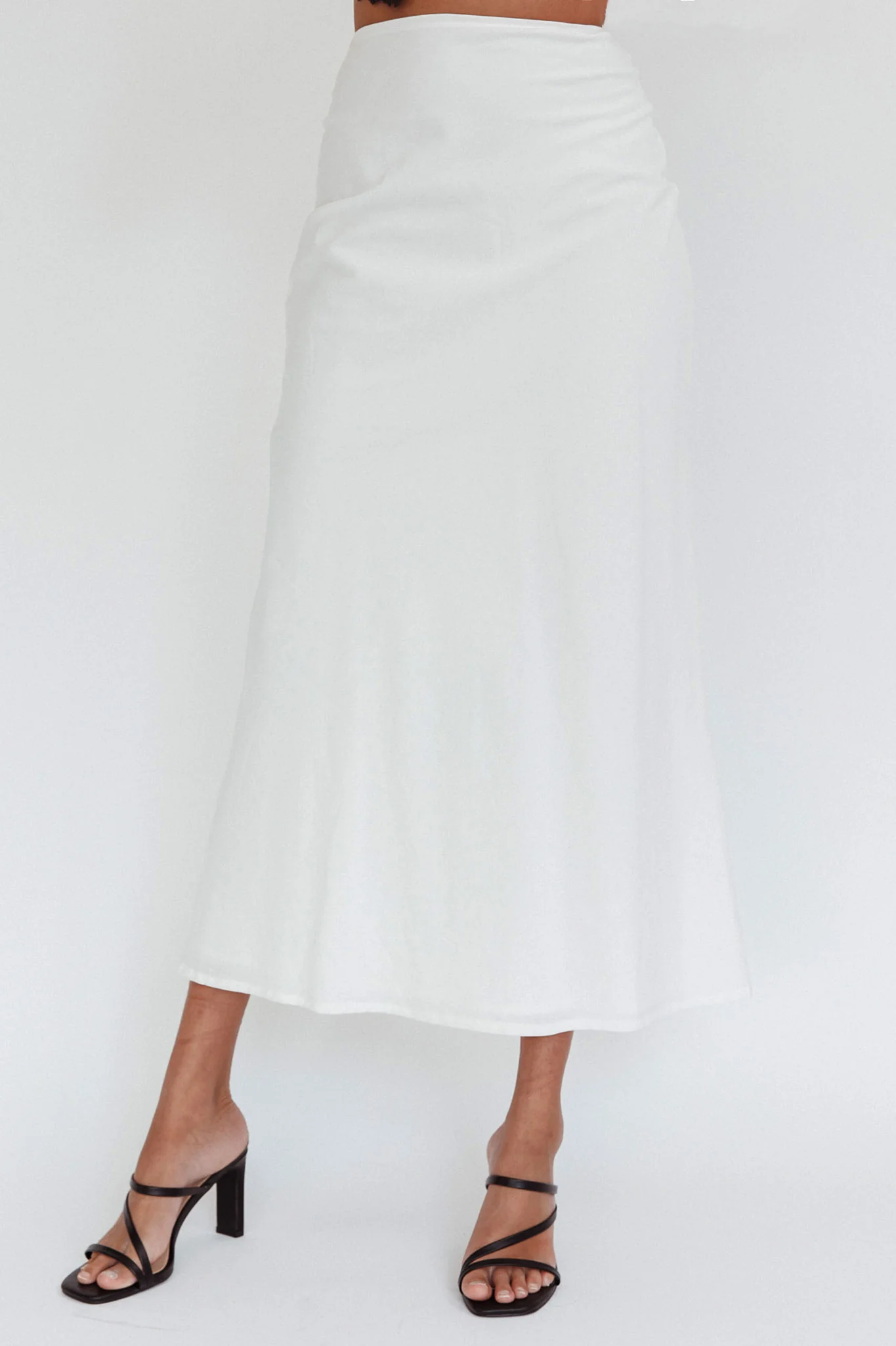 Wistful Midi Skirt White - Sonourner