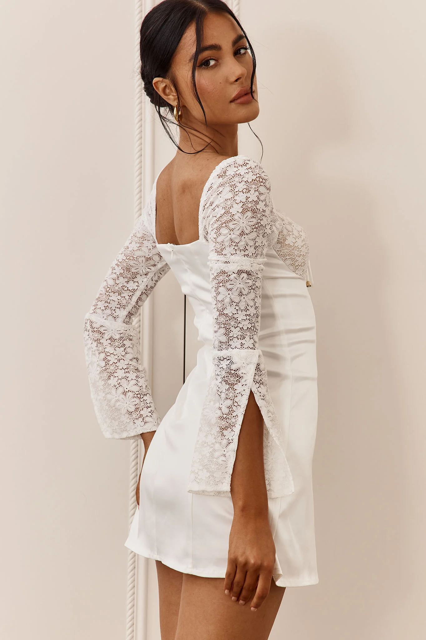 Ti Amo Lace Bust Long Sleeve Mini Dress White - Sonourner