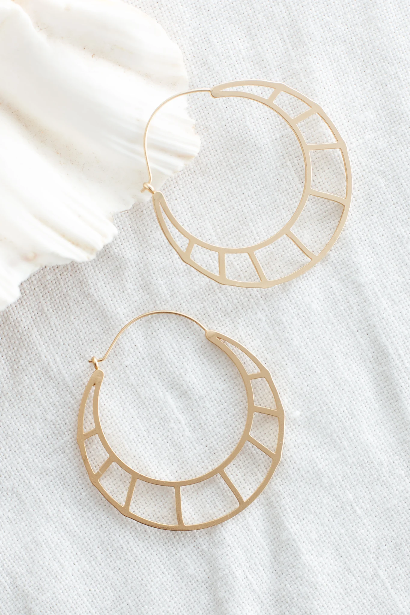 Dinah Hoop Earrings Gold - Sonourner