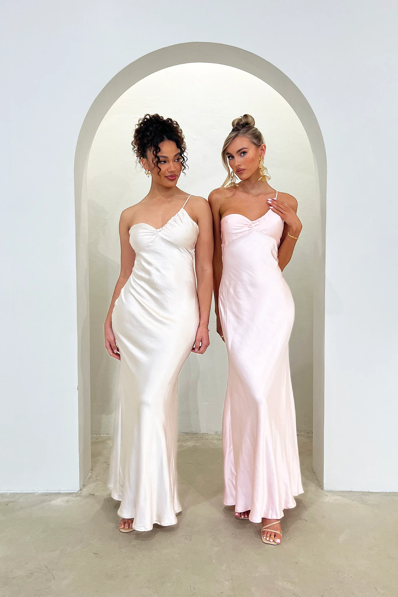 Twilight Tango One-Shoulder Maxi Dress Champagne - Sonourner