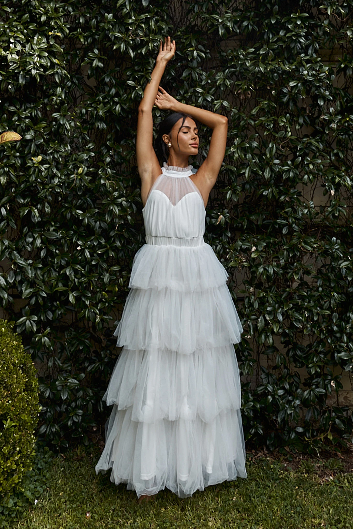 Arlett Sleeveless Layered Maxi Dress Off White - Sonourner