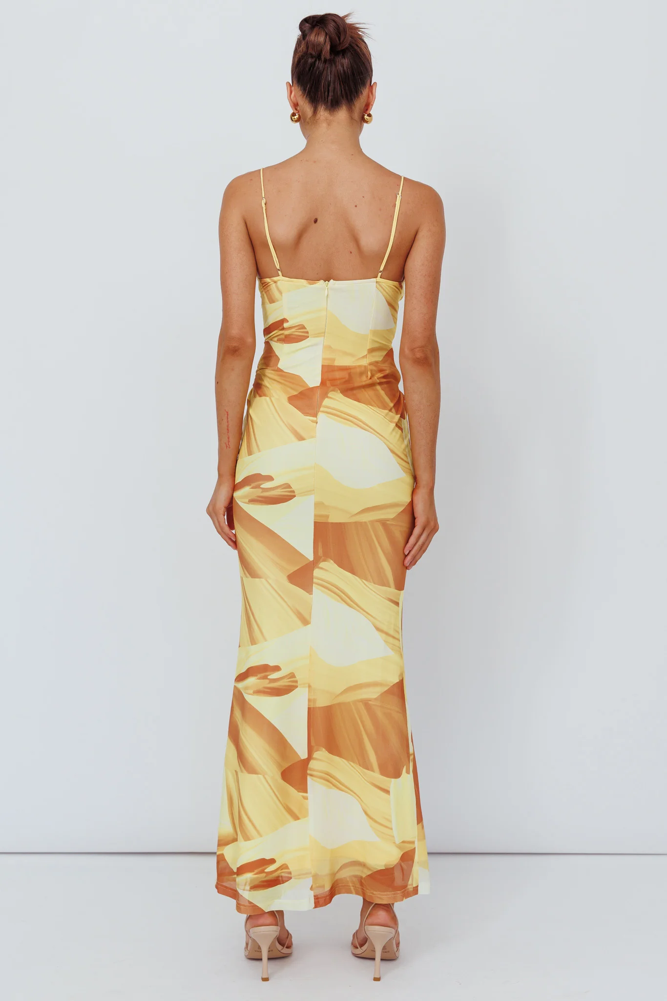 Teava Laced Waist Maxi Dress Abstract Yellow - Sonourner
