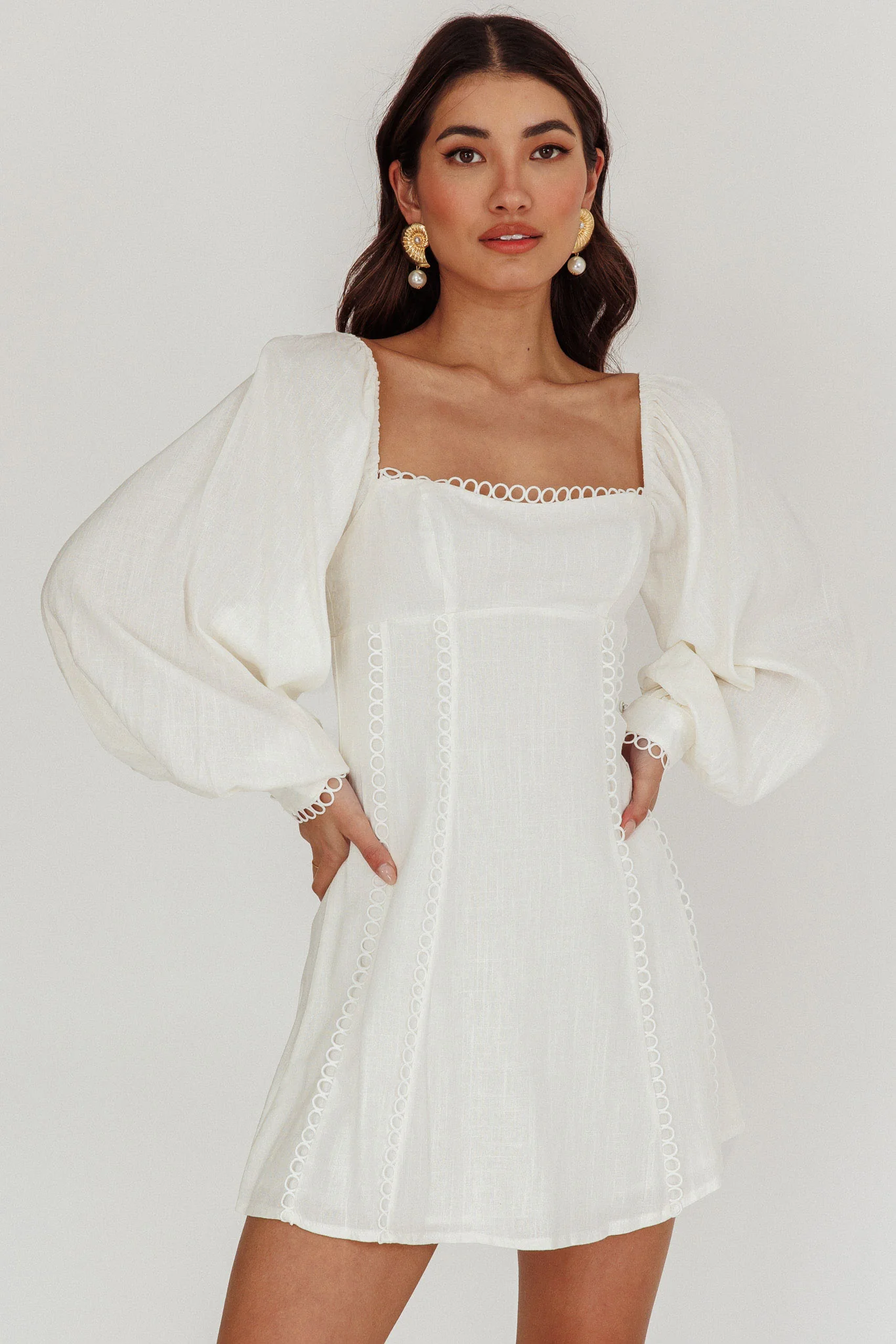 Chamberlain Balloon Sleeves Mini Dress White - Sonourner