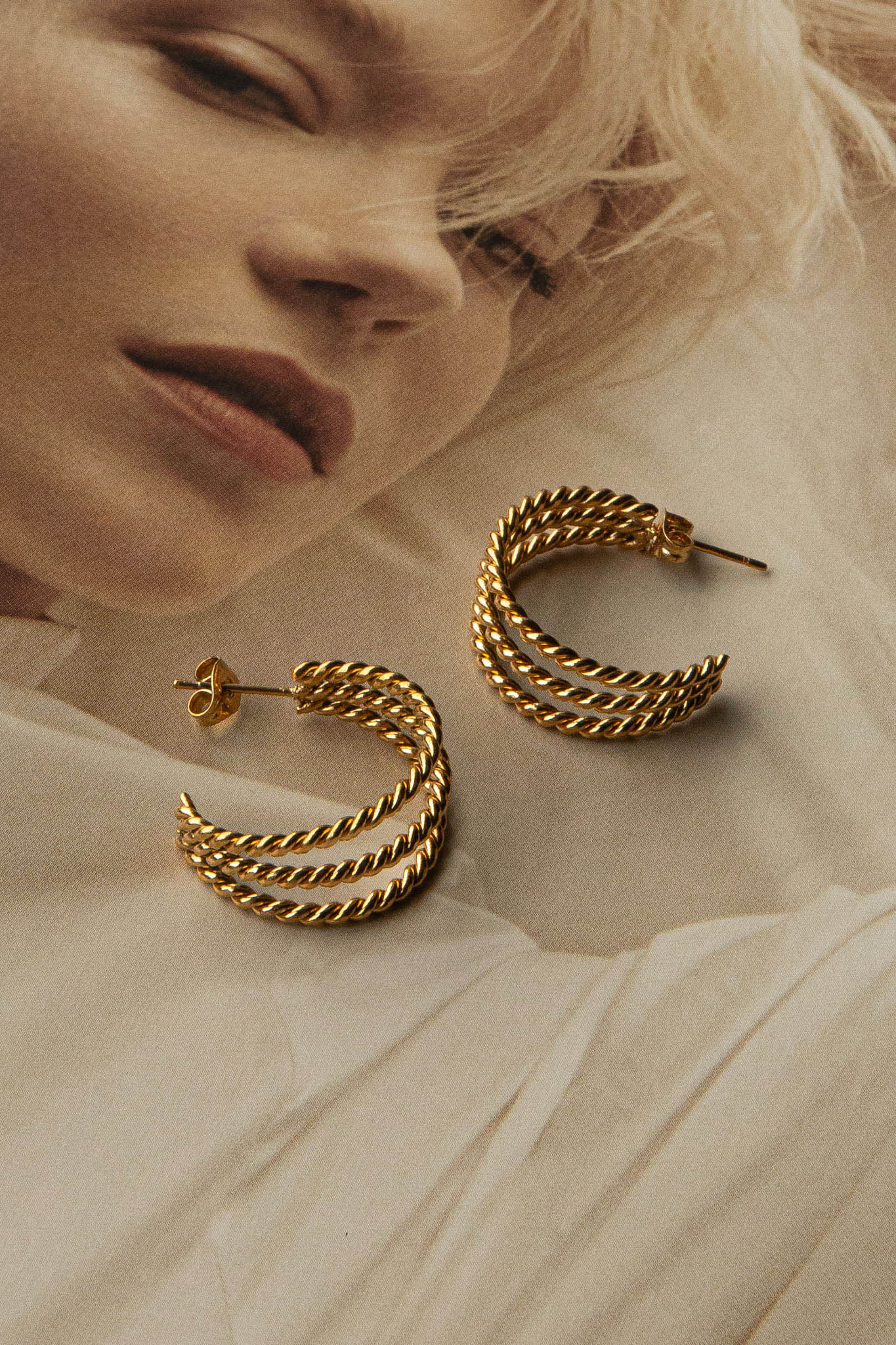 San Francisco Triple Open Hoop Earrings Gold - Sonourner