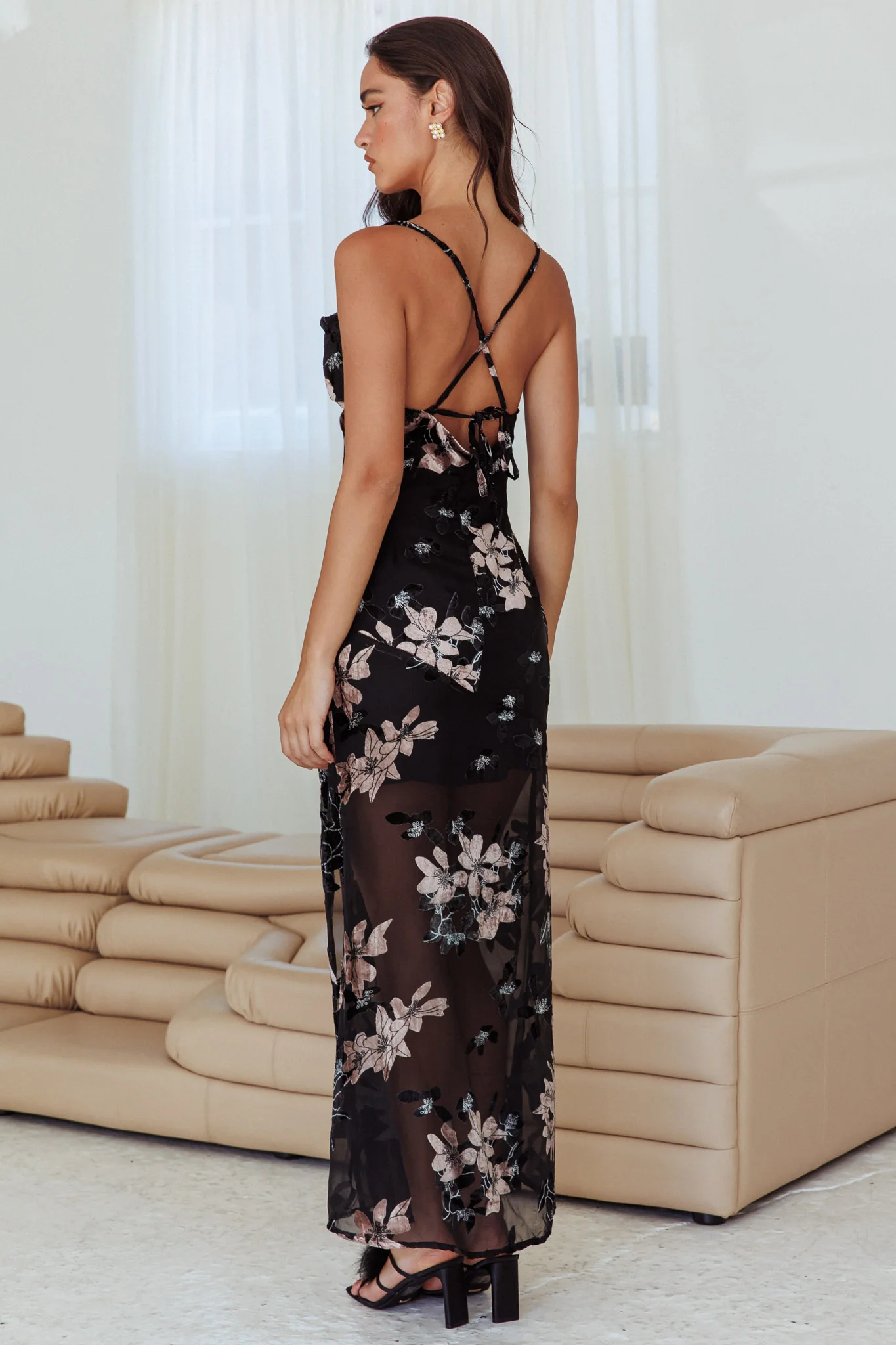 Personal Invitation Split Maxi Dress Flowers Black - Sonourner