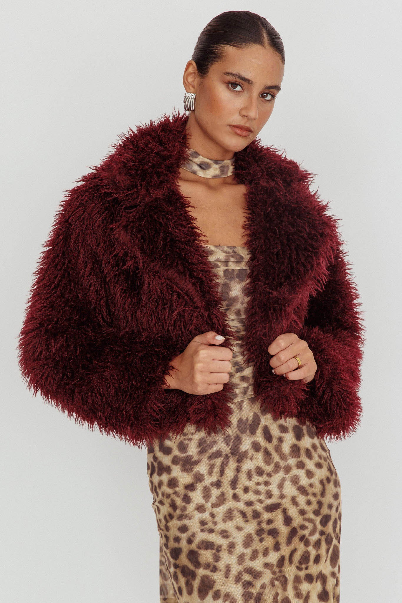 Aland Fuzzy Faux Fur Jacket Wine - Sonourner