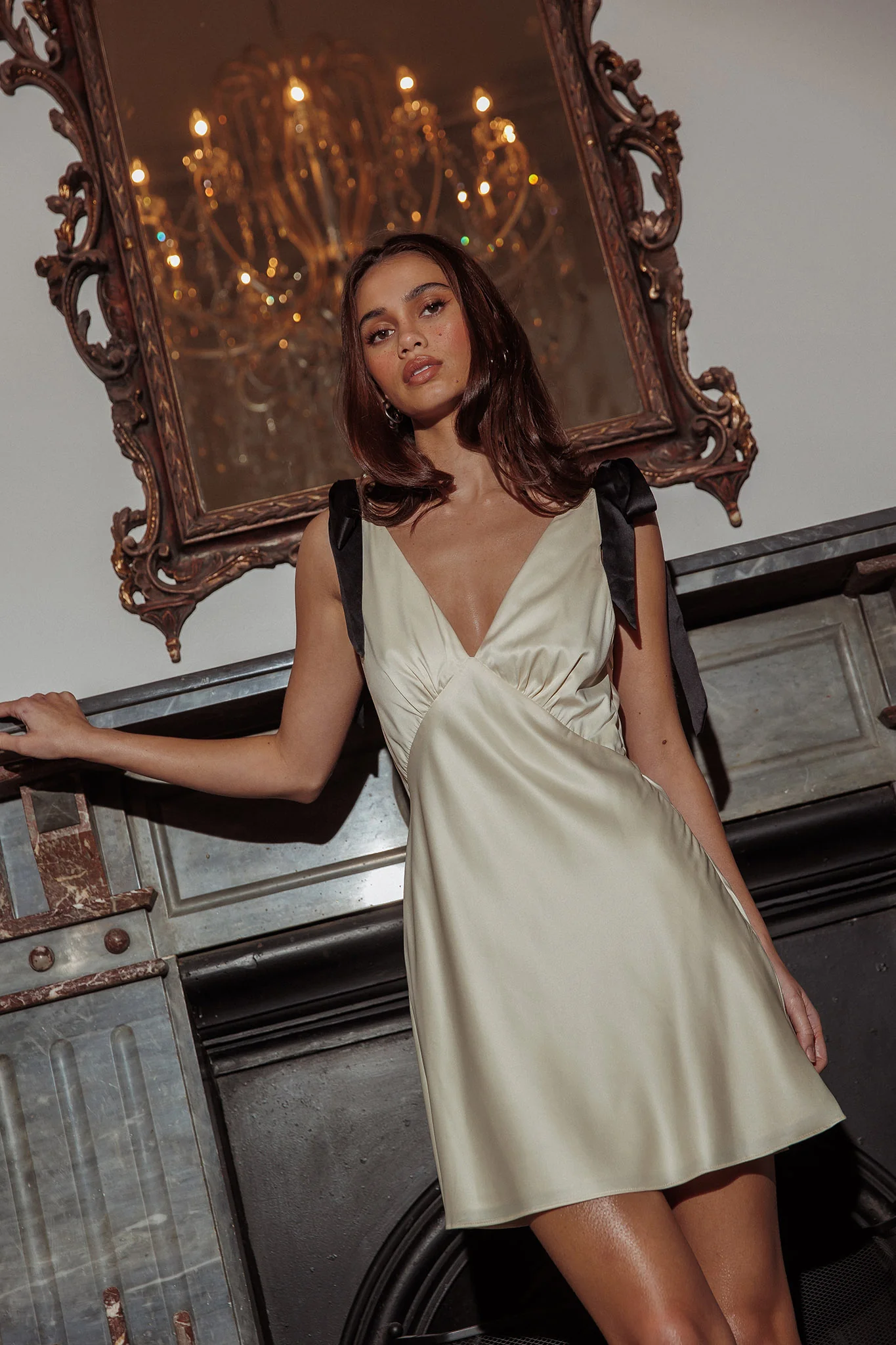 New York Minute Tied Shoulders Mini Dress Oyster - Sonourner