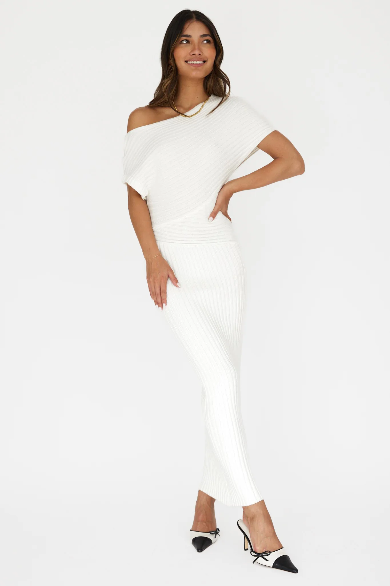 Kaelyn Asymmetric Neck Knit Maxi Dress White - Sonourner