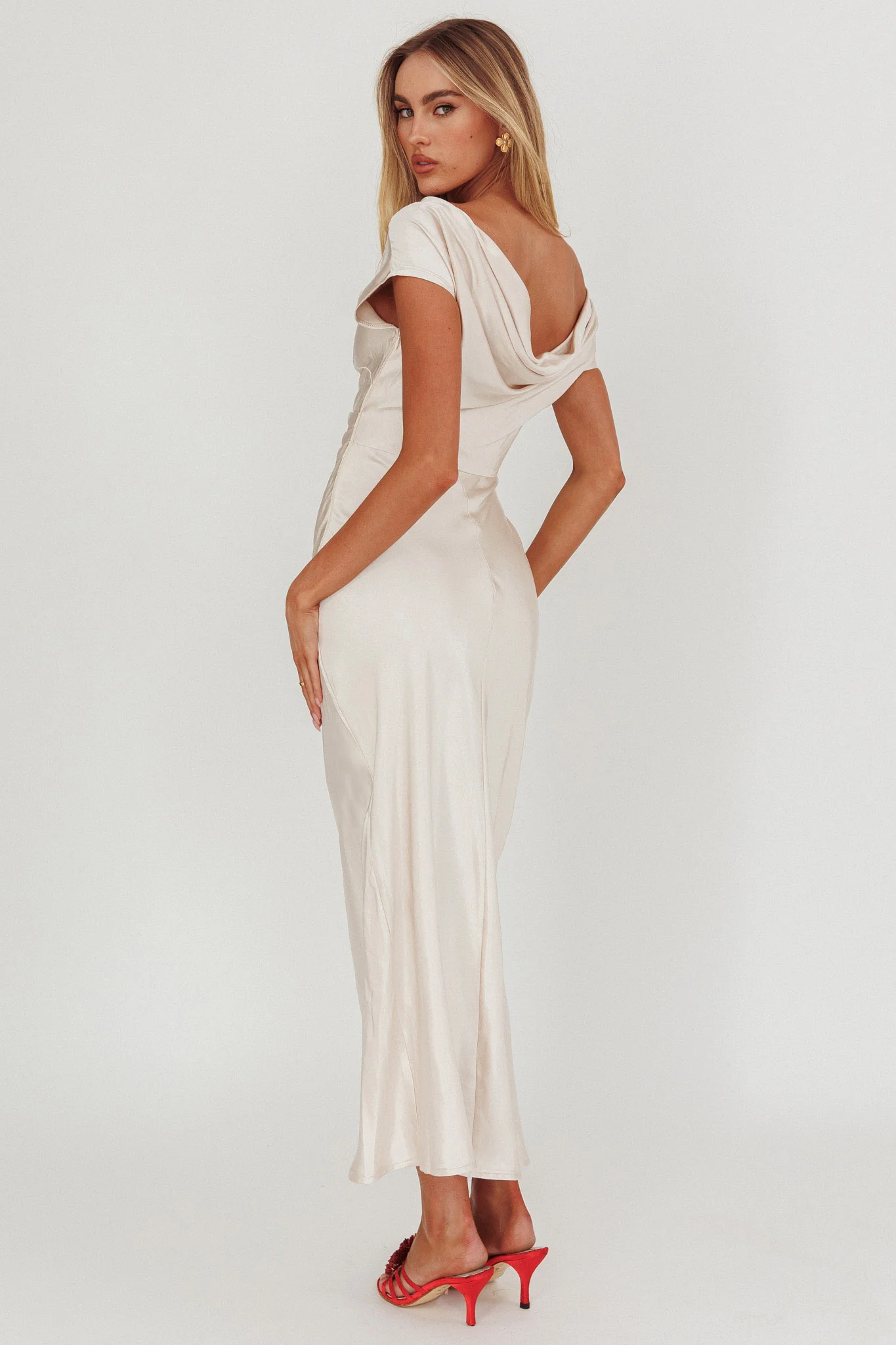 Loveland Cap Sleeve Cowl Back Midi Dress Champagne - Sonourner