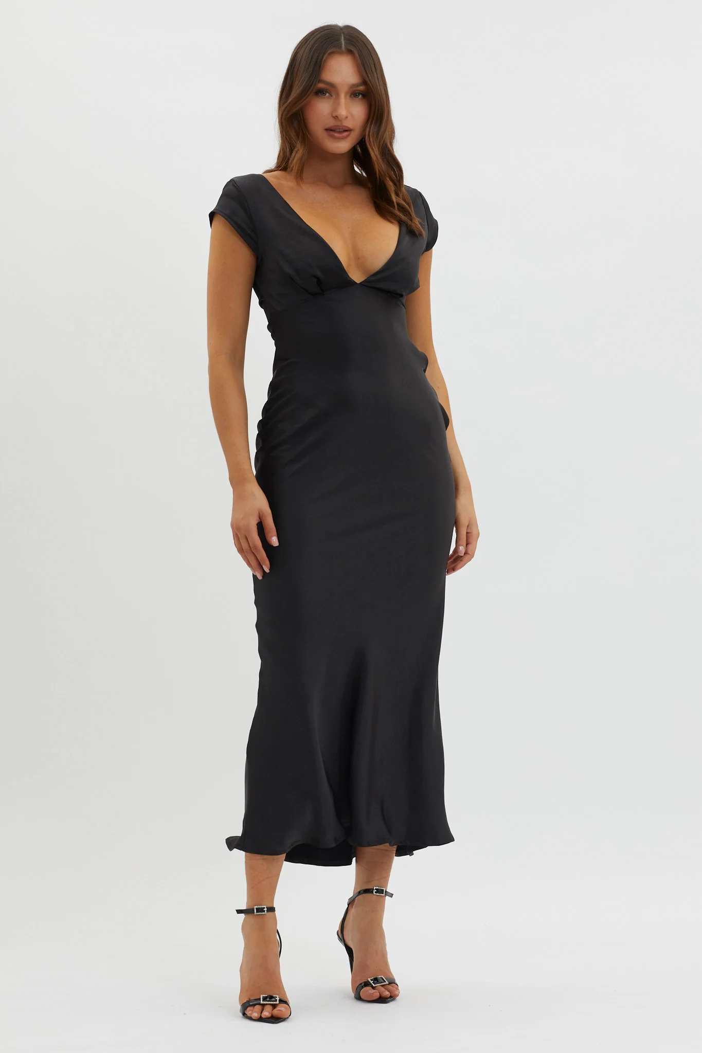 Lucinda V-Neck Twist Back Midi Dress Black - Sonourner