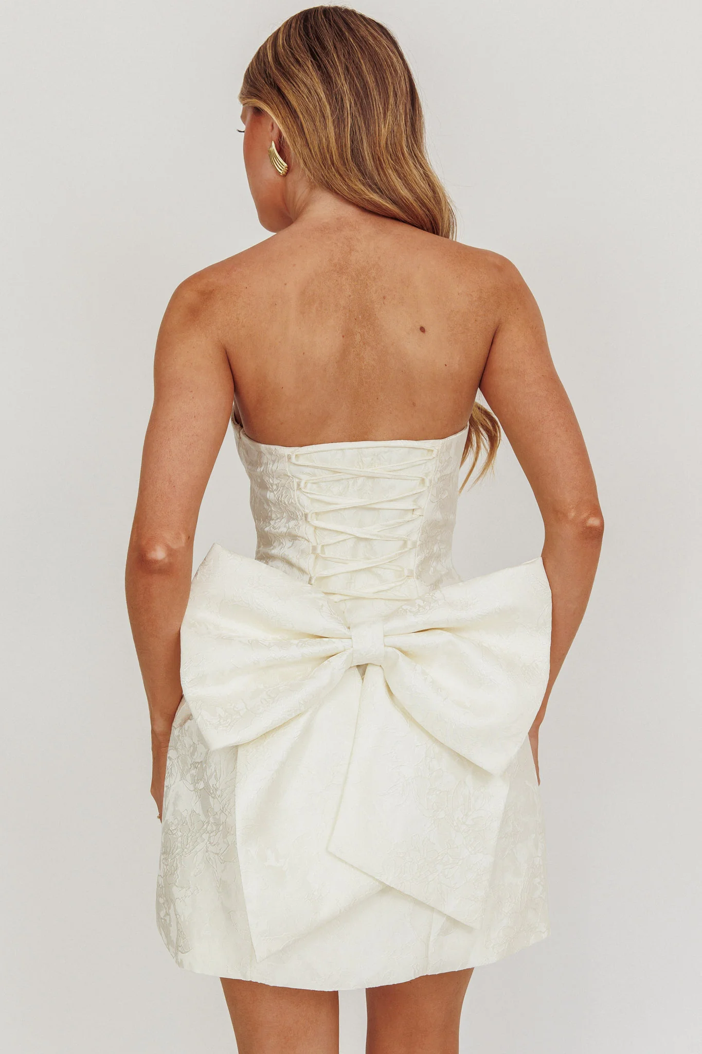 Melty Kisses Bow Mini Dress Cream - Sonourner