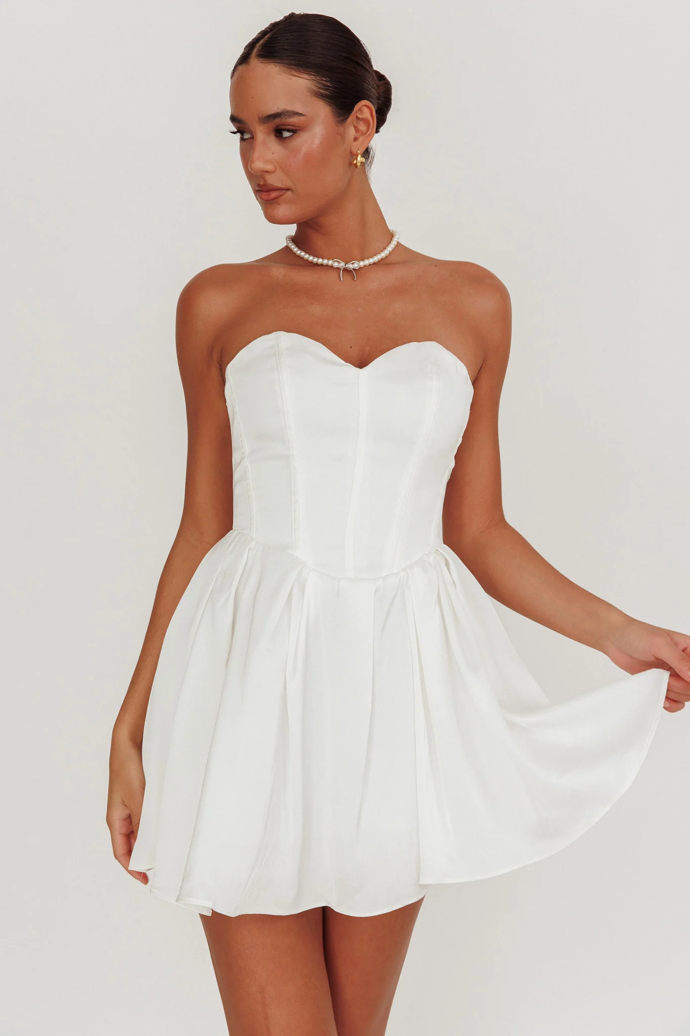 What I Like Sweetheart Neckline Mini Dress Ivory - Sonourner