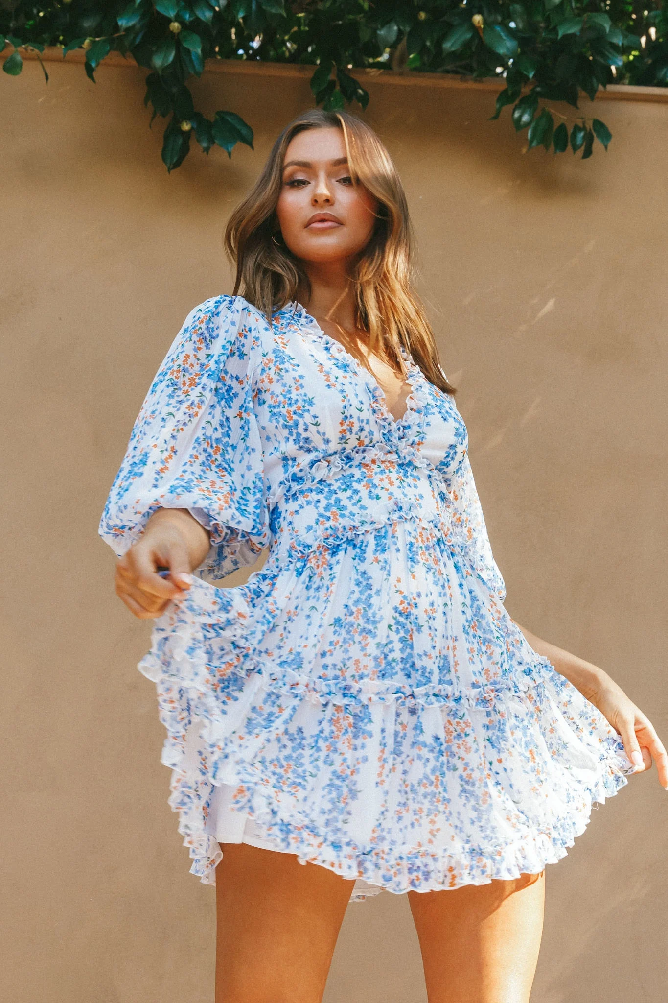 Laney Cutout Back Ruffle Detail Floral Dress White - Sonourner