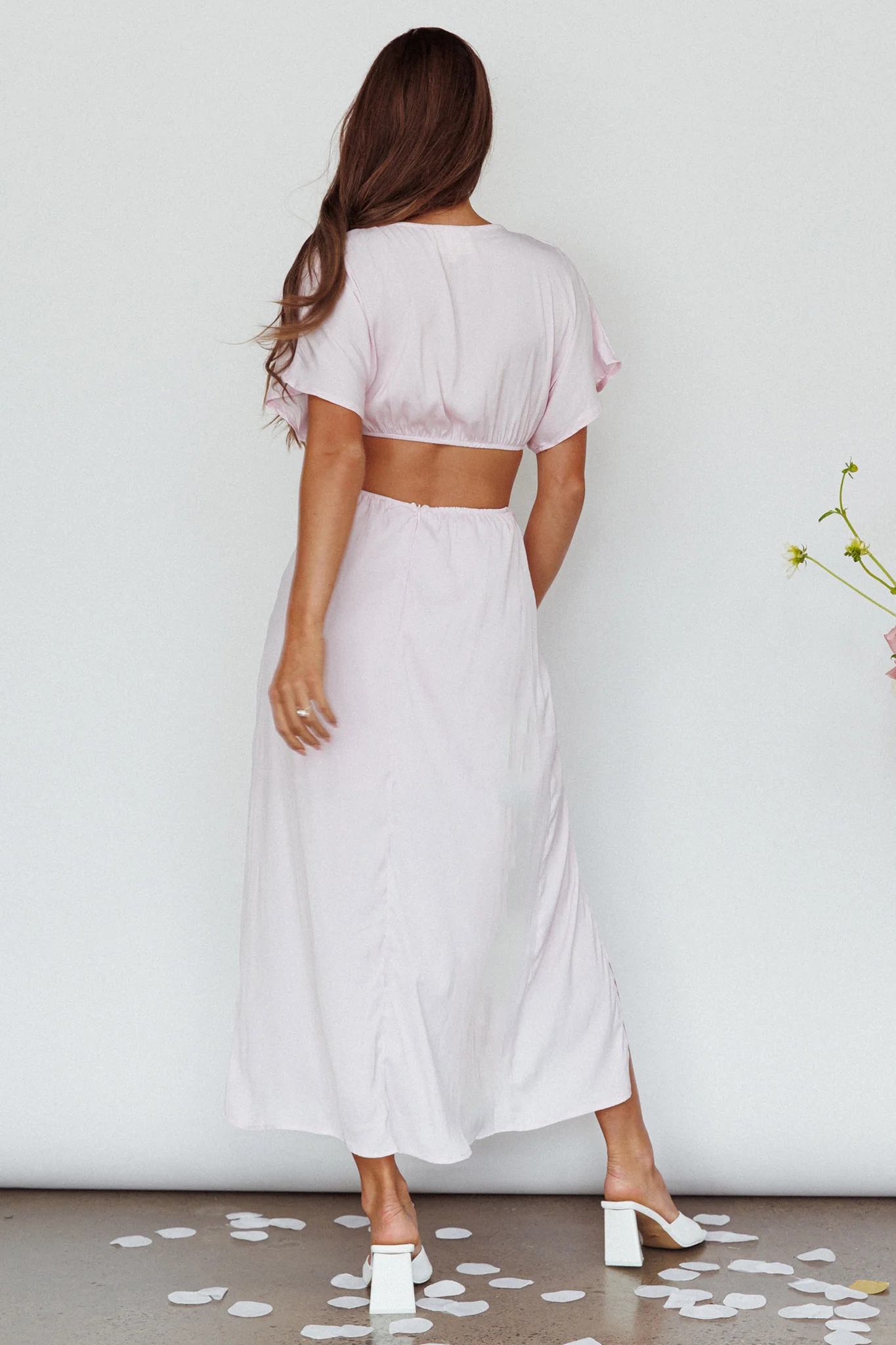 Getaway Cut-Out Waist Midi Dress Pink - Sonourner